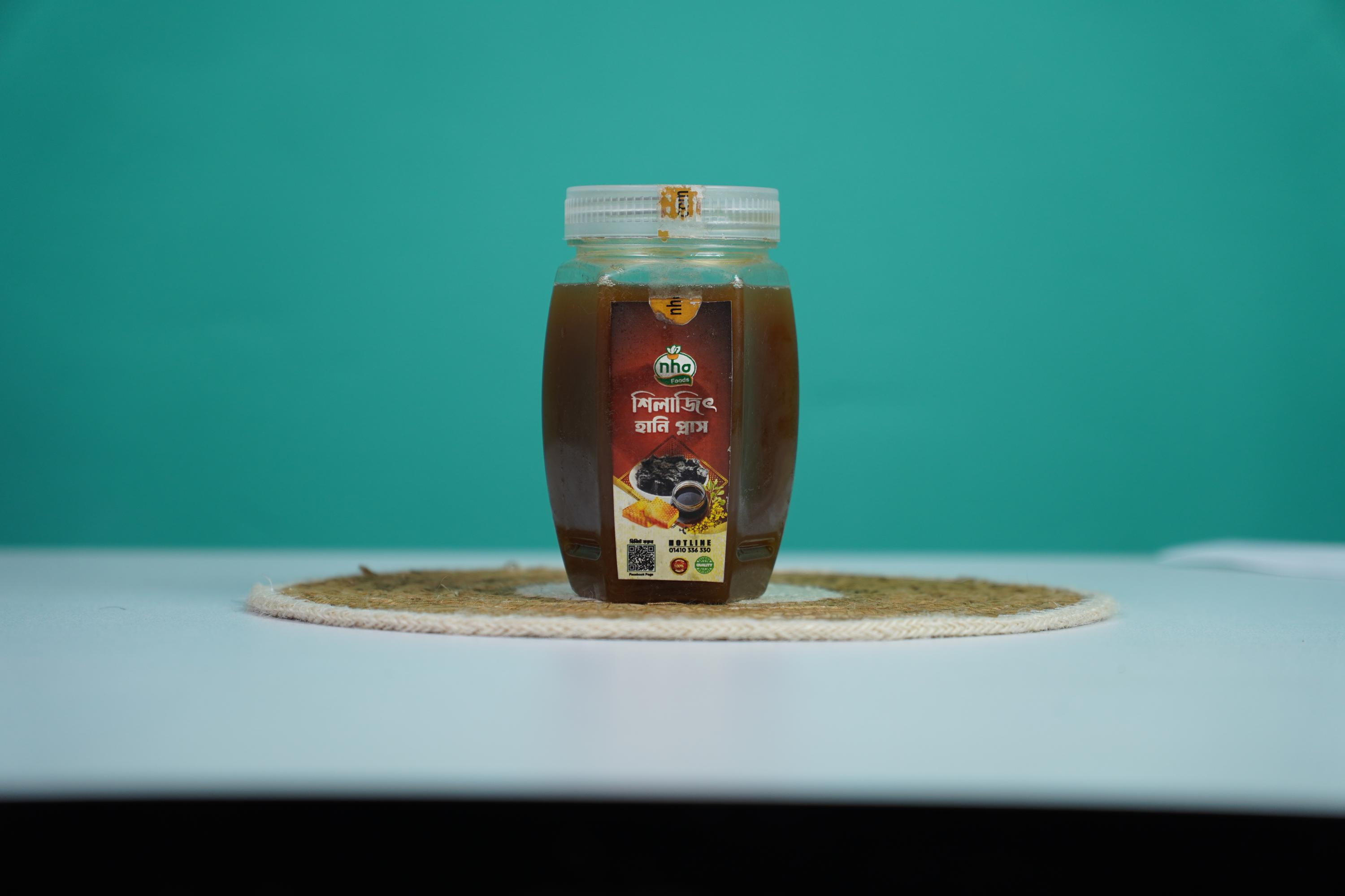 শিলাজিত হানি প্লাস ৫০০ গ্রাম